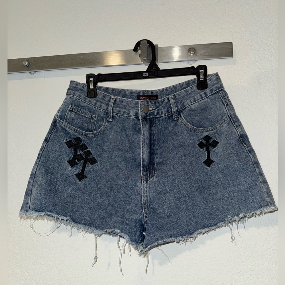 Romwe cross shorts